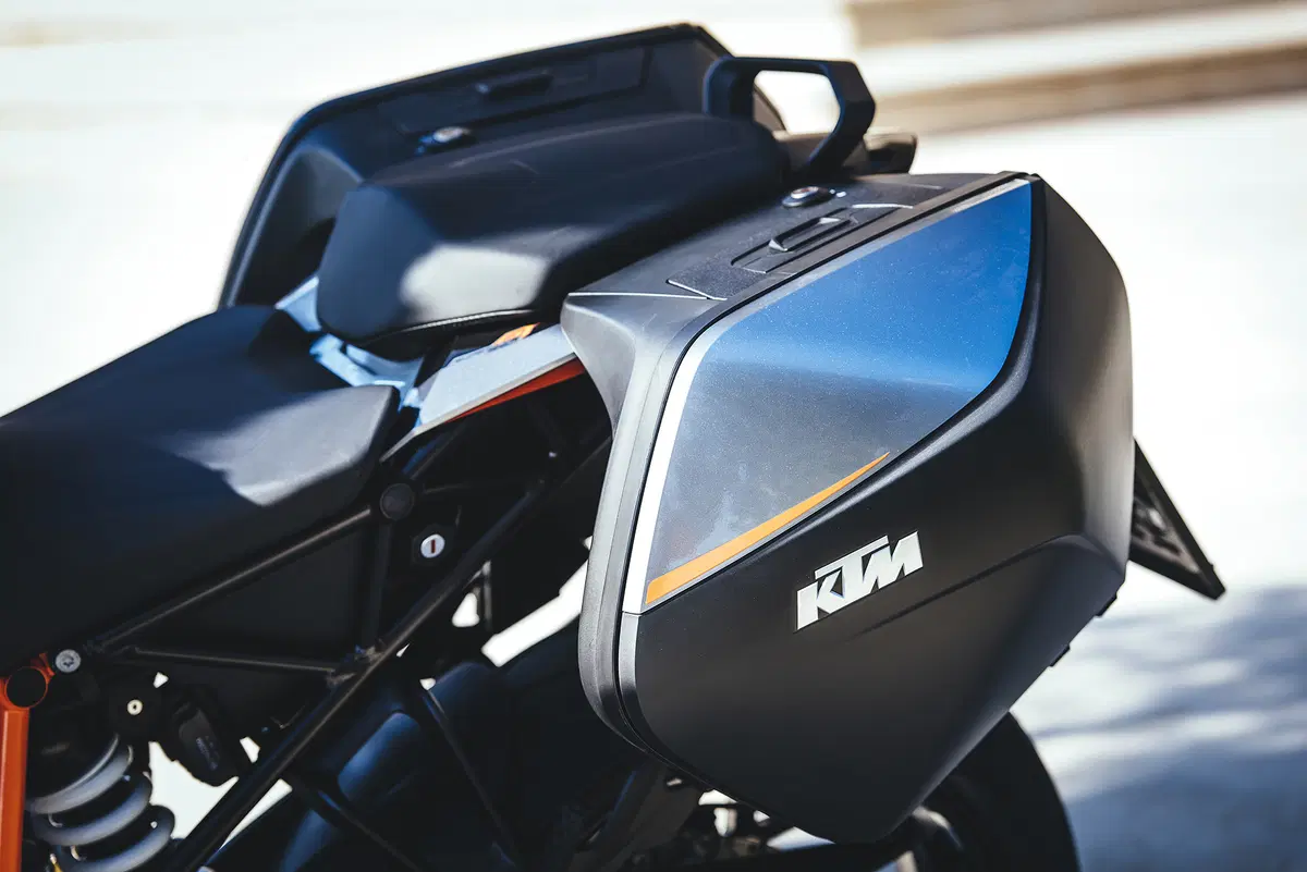 KTM SuperDuke 1290 GT (43)