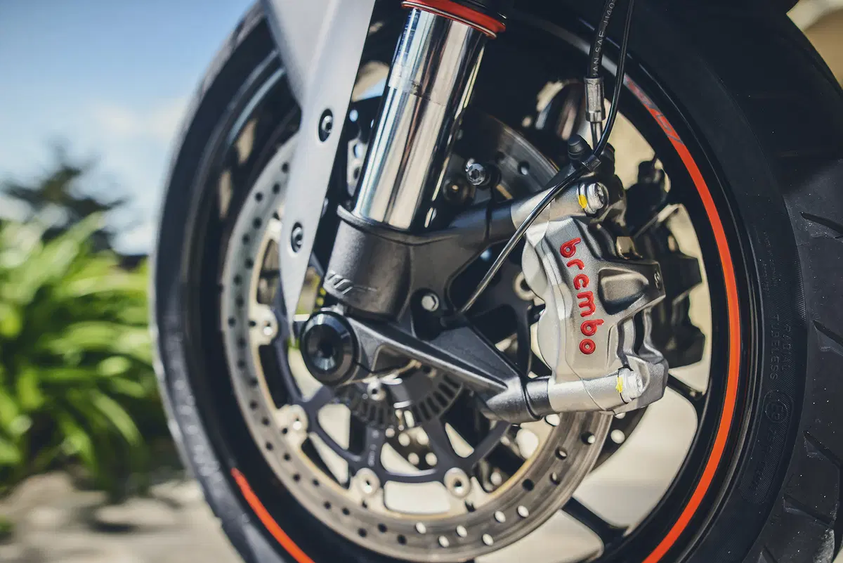 KTM SuperDuke 1290 GT (48)
