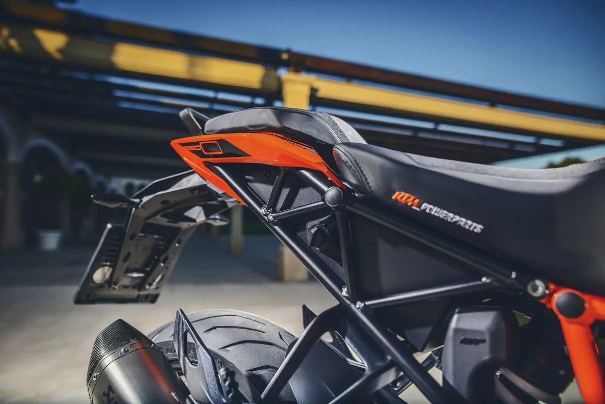 KTM SuperDuke 1290 GT (39)