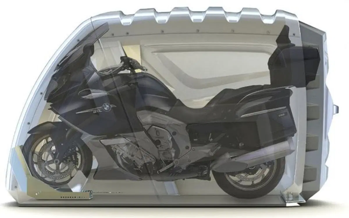 BikeBox 24, il box a scrigno anche con ruote e gancio di traino (5)