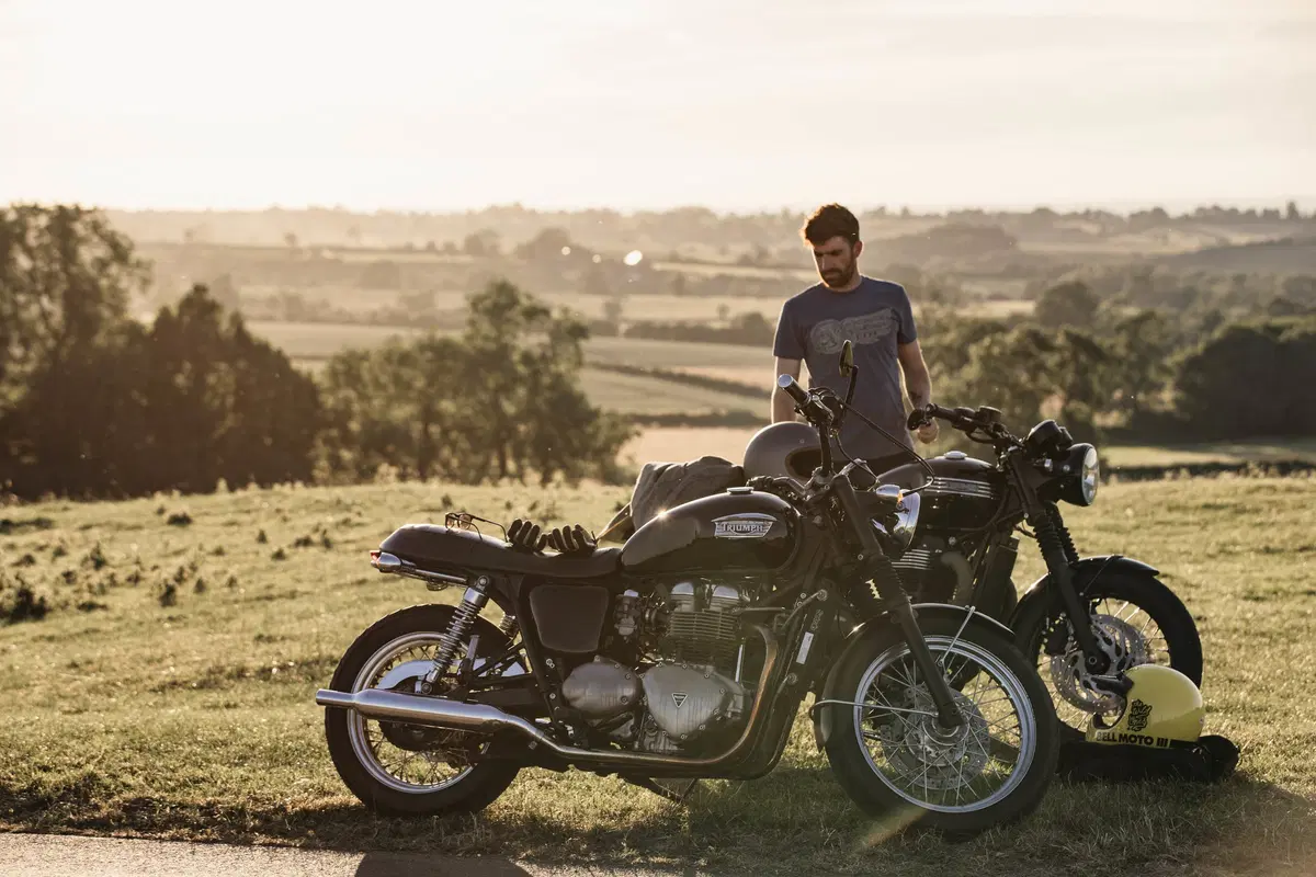 Distinguished Gentleman’s Ride: Moto.it e Triumph insieme per beneficenza (8)