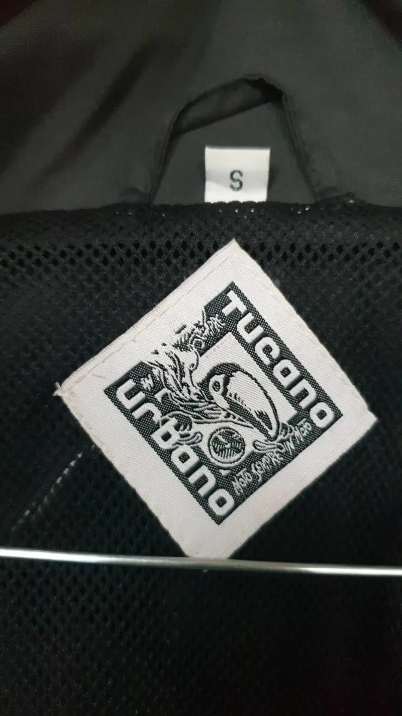 Giacca e pantaloni anti-pioggia Tucano Urbano Tg S (10)