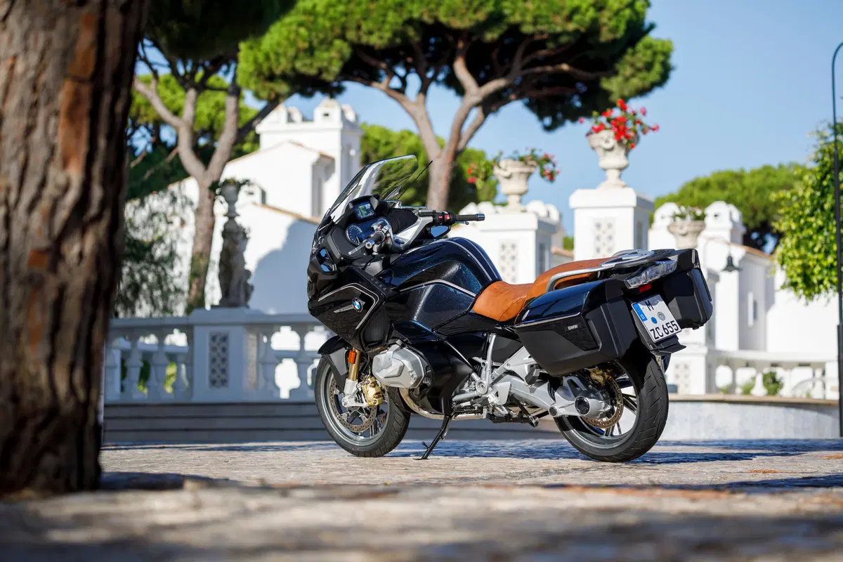 BMW R1250 RT 2019: foto e caratteristiche (3)