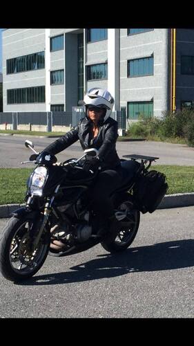 Donne in moto: le vostre foto! (7)