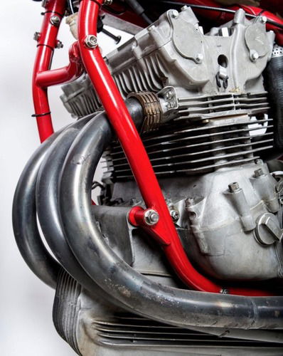 MV Agusta, all’asta la leggendaria 3 cilindri che corse nel 1973 (7)