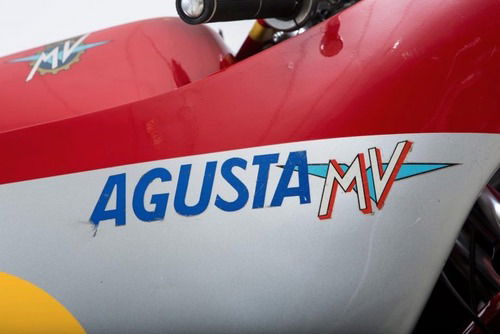 MV Agusta, all’asta la leggendaria 3 cilindri che corse nel 1973 (8)