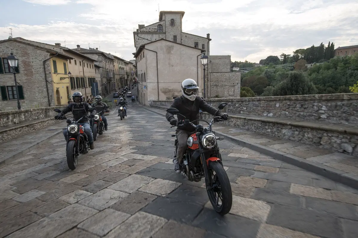 Ducati Scrambler Icon 2019. Più curata, comoda e sicura (3)
