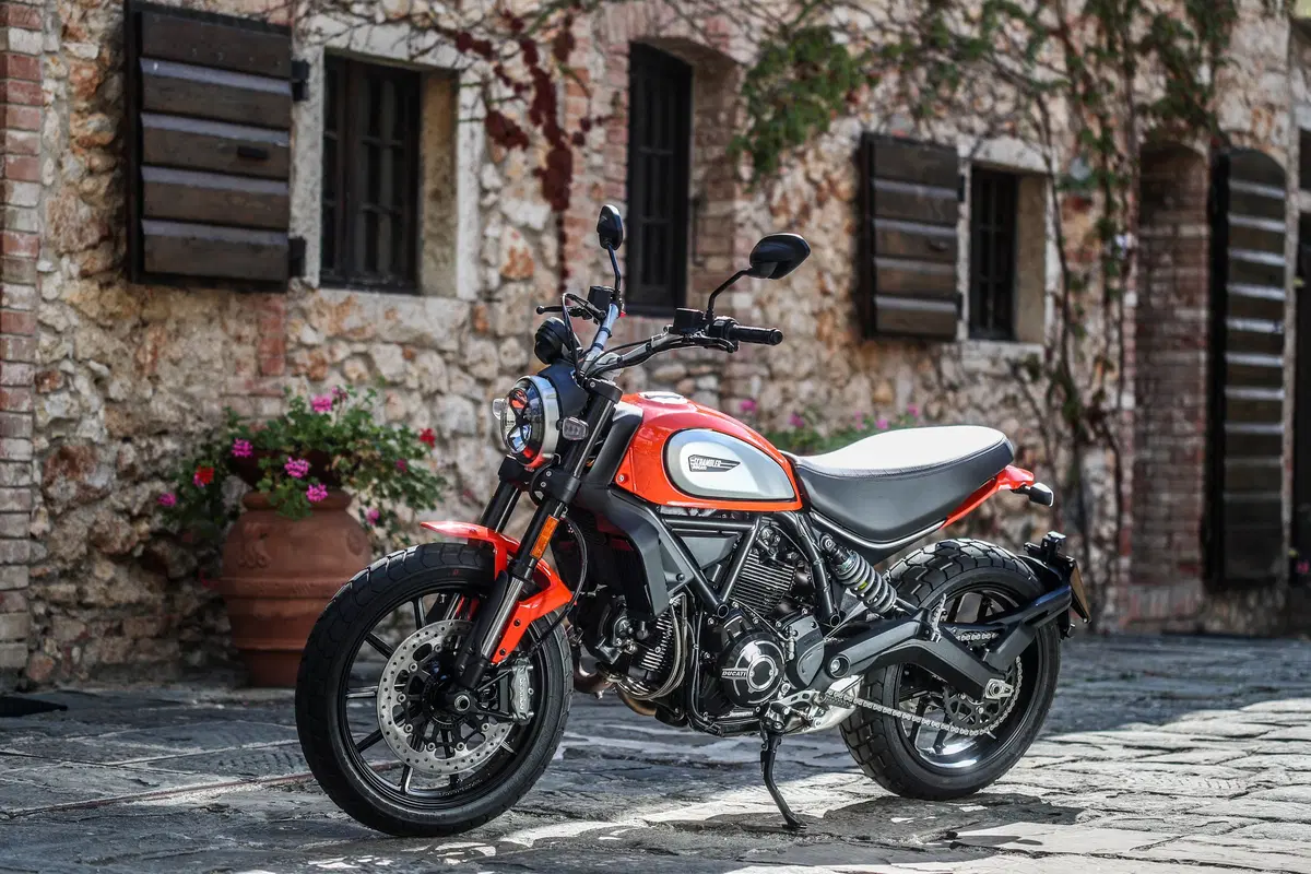 Ducati Scrambler Icon 2019. Più curata, comoda e sicura (5)