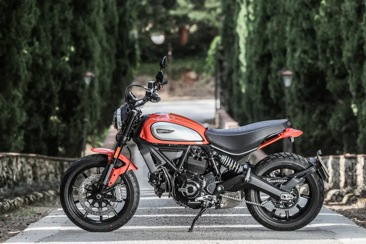 Ducati Scrambler Icon 2019. Più curata, comoda e sicura (9)
