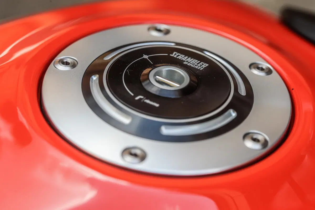 Ducati Scrambler Icon 2019. Più curata, comoda e sicura (12)