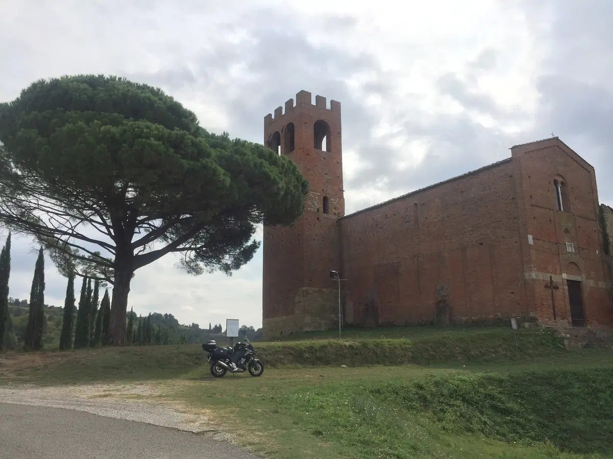 Dal Rosa al Blu: “diario di bordo di un giovane motociclista” (21)