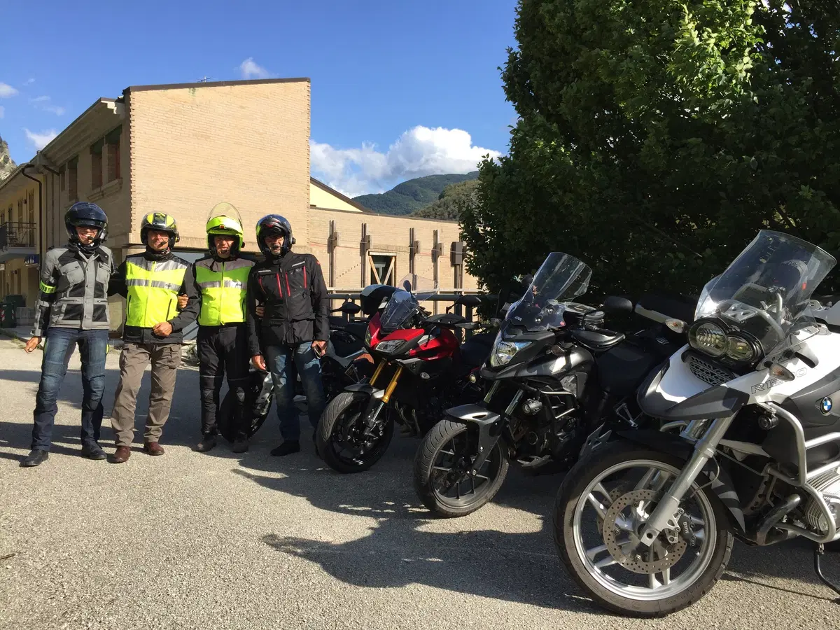 Dal Rosa al Blu: “diario di bordo di un giovane motociclista” (36)