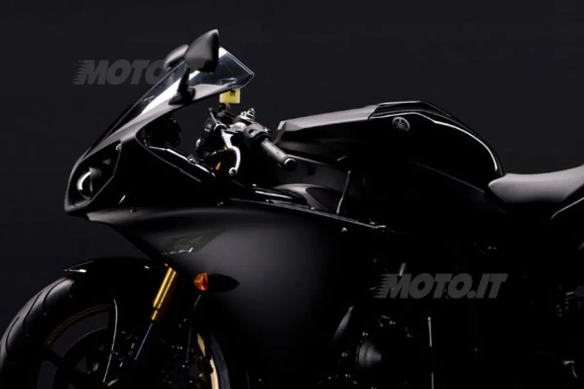 Doppia frizione sulla Yamaha R1? (3)