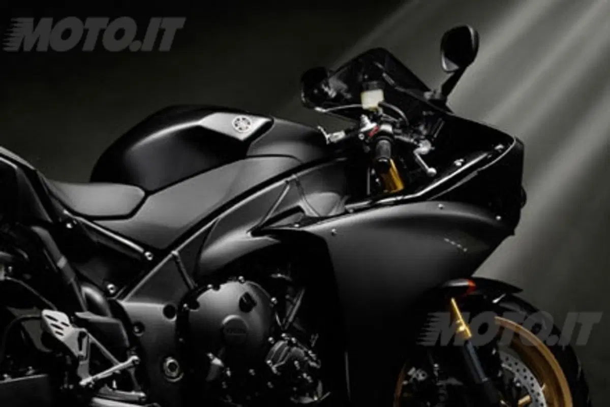 Doppia frizione sulla Yamaha R1? (6)