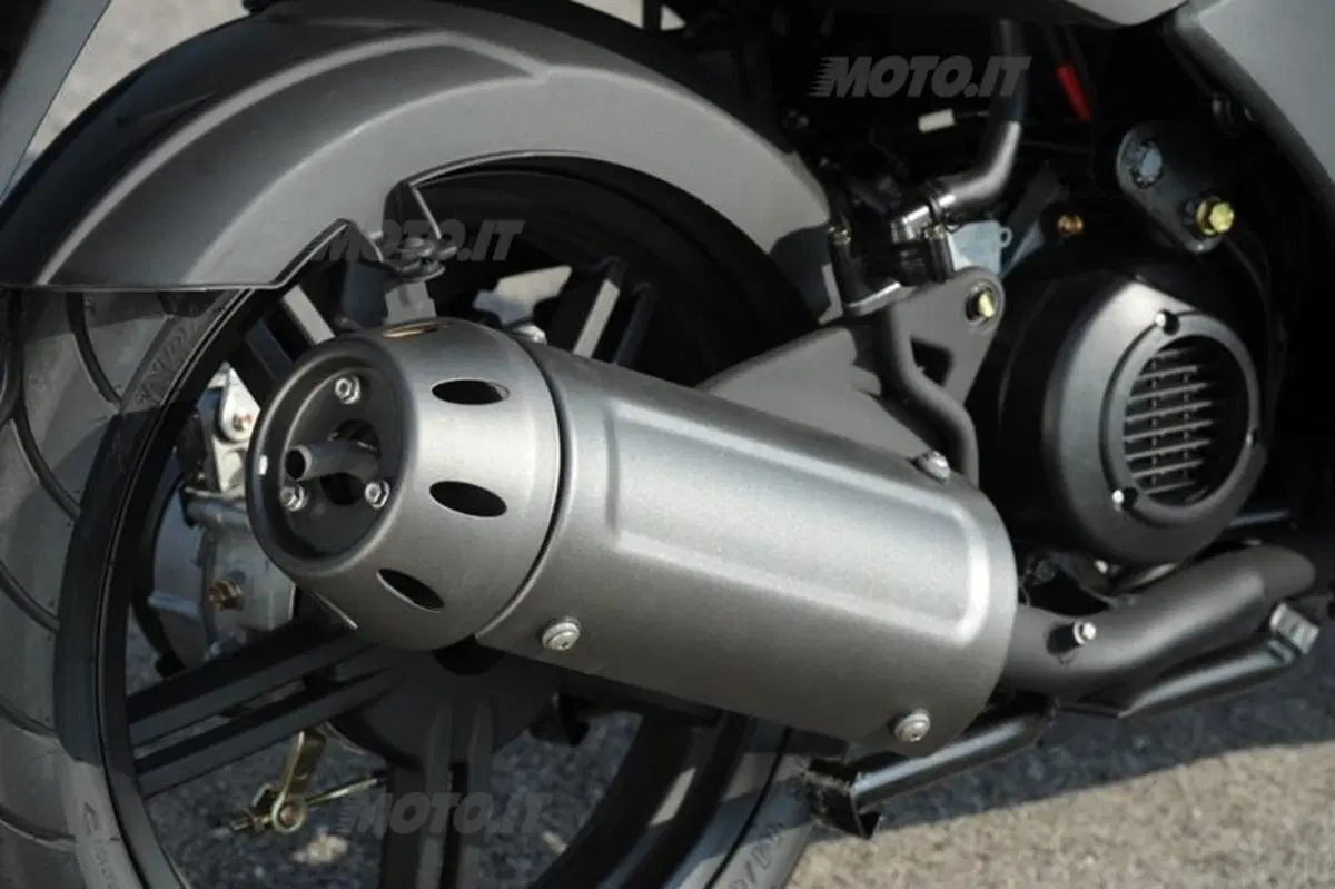 Kymco Agility R16 200i e Agility R16 50 2T  (9)