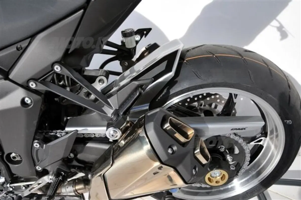 LLS Racing per la Kawasaki Z1000 (2)