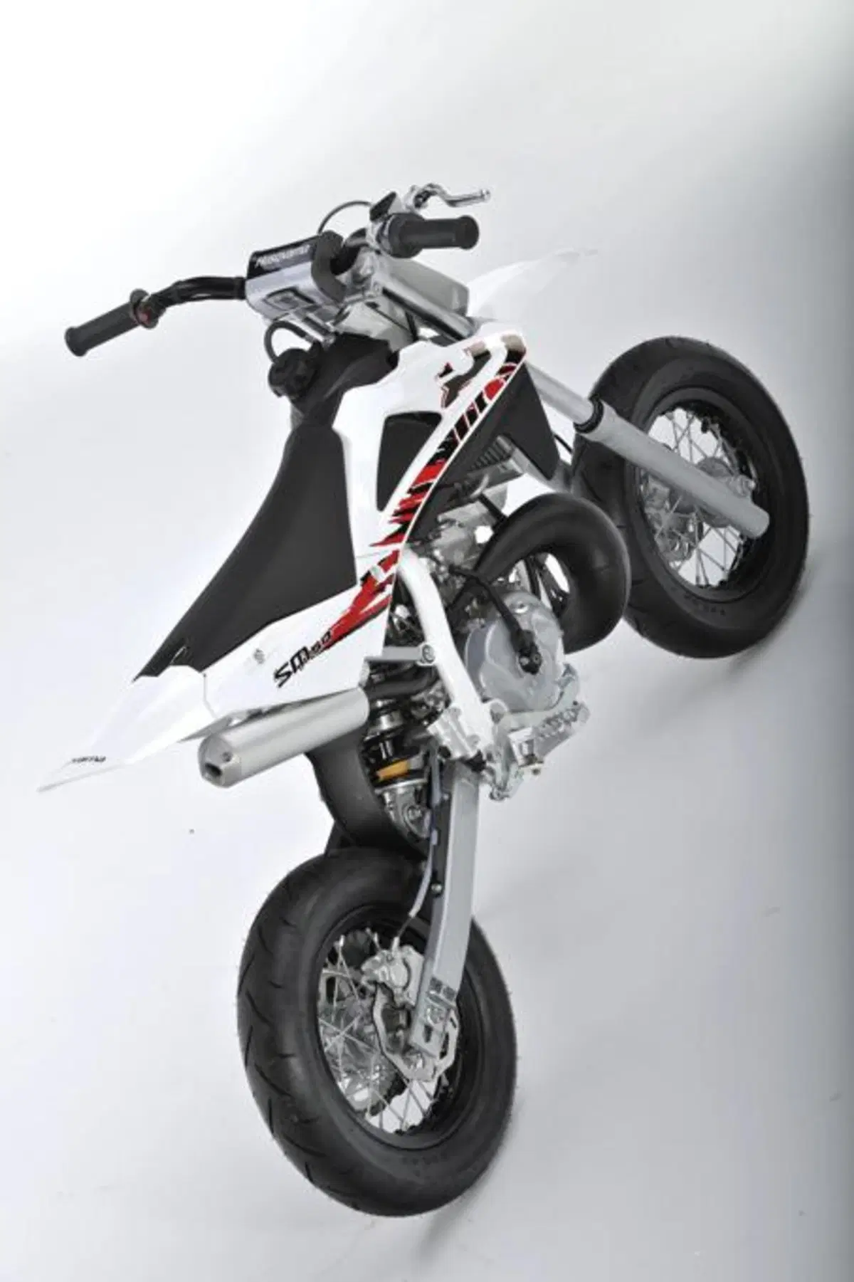 Ecco le nuove Husqvarna minicross CR 50 e minimotard SM 50 (4)