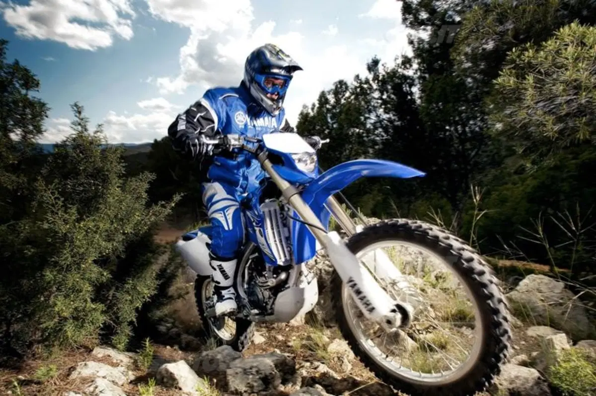 Yamaha WR-F e YZ-F 2011. Ecco i prezzi (23)