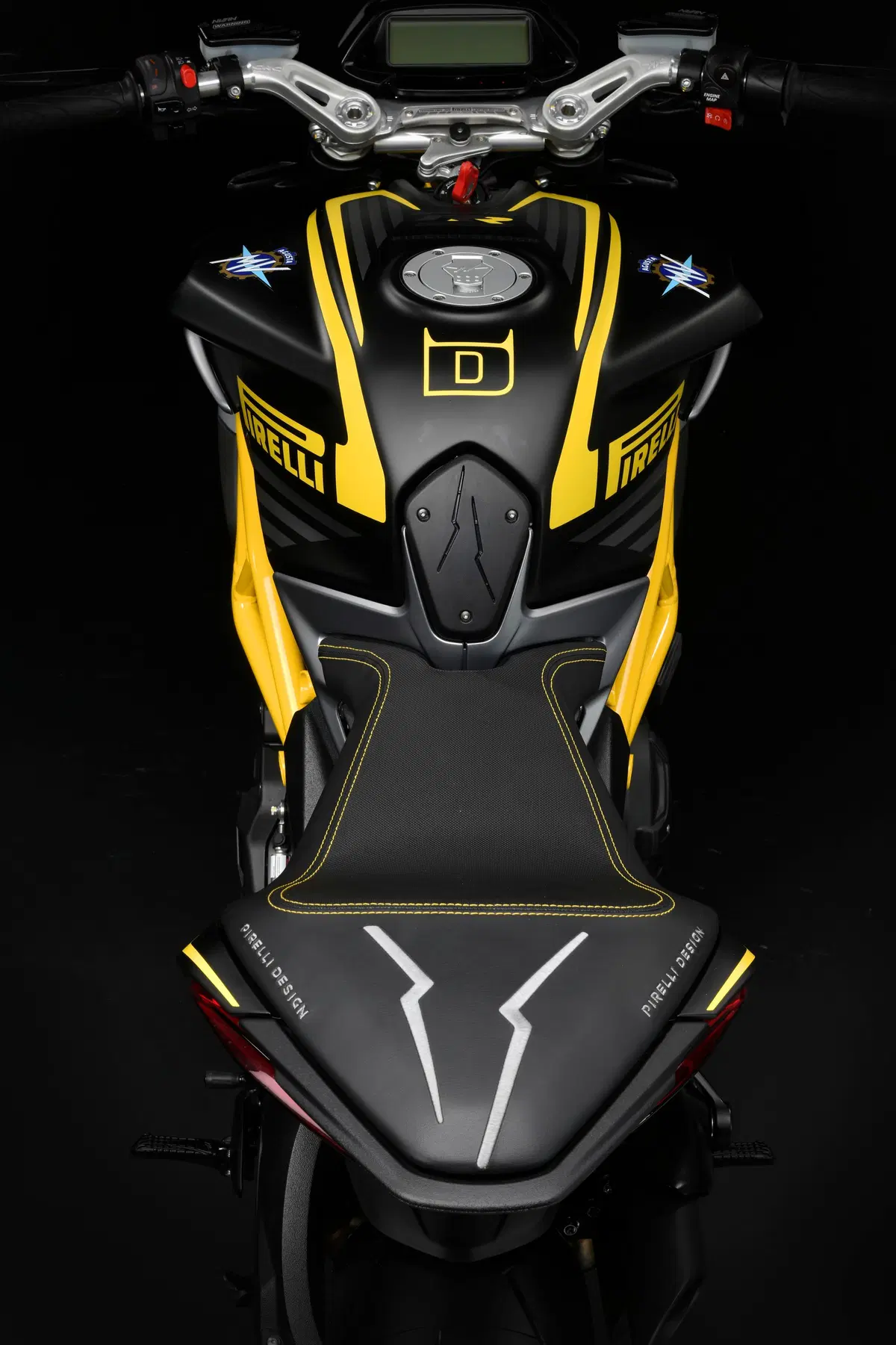 MV Agusta Brutale Dragster 800 RR Pirelli (12)