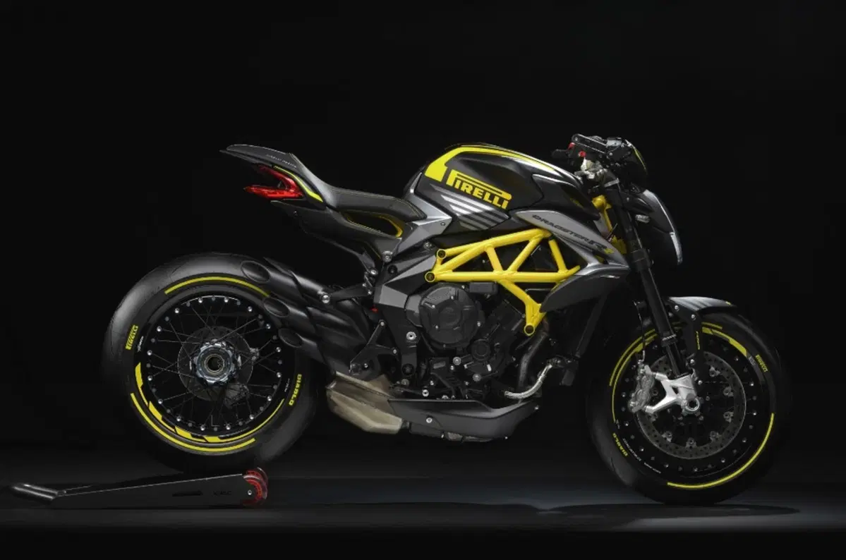 MV Agusta Dragster 800 Dragster 800 RR Pirelli (2019) (2)
