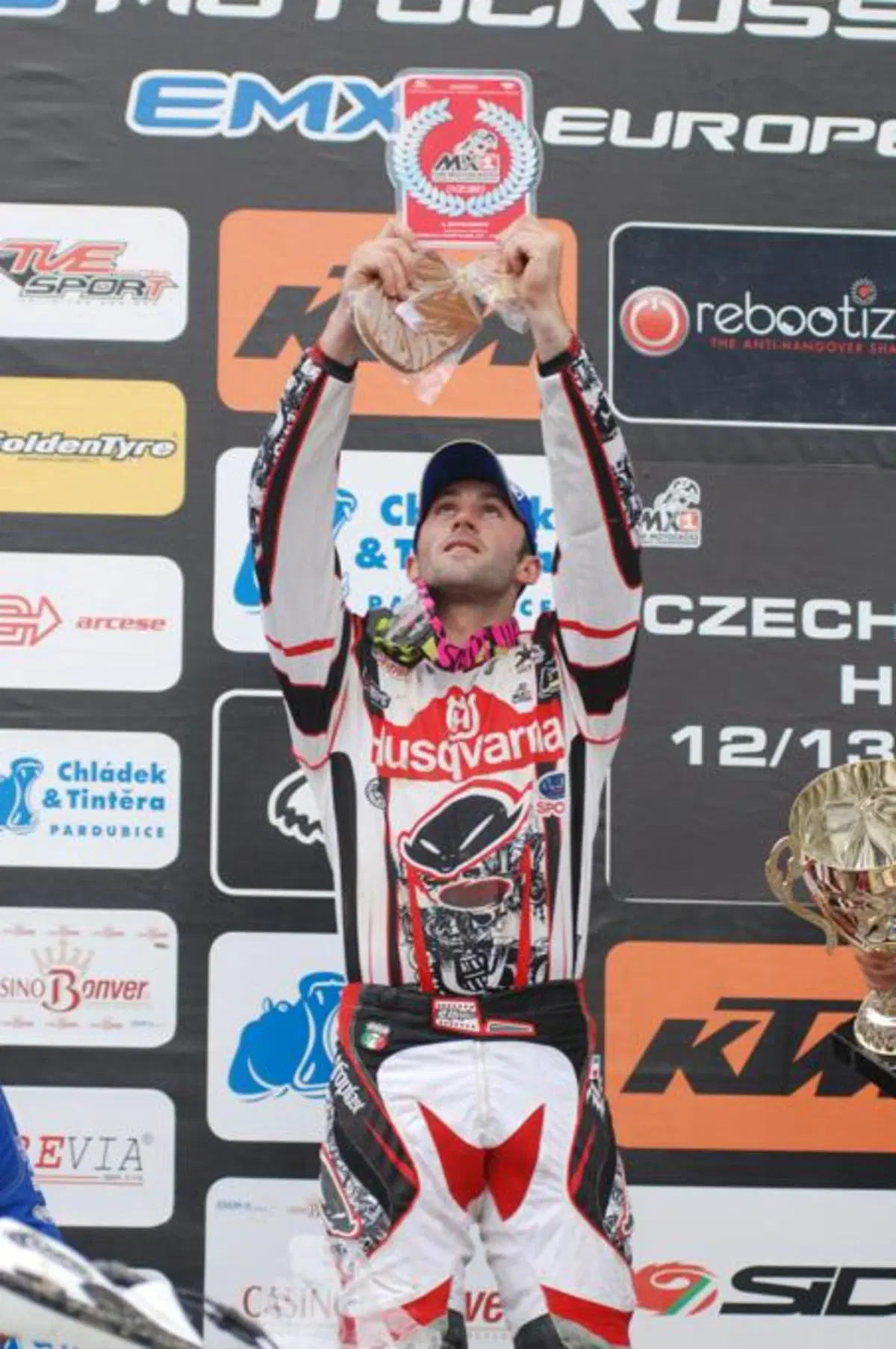 Husqvarna Cross 2R in testa alle classifiche MX3 e EMX2 (2)