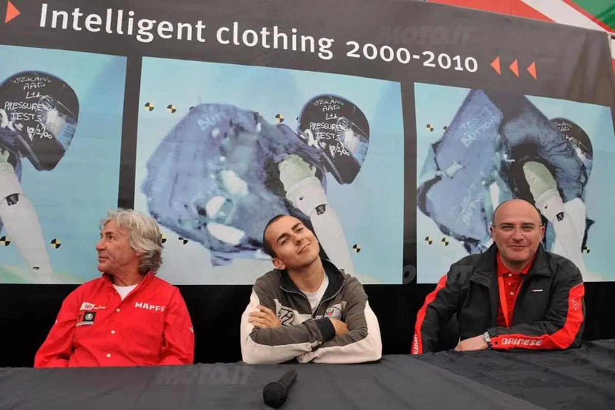 Esperienza indimenticabile per Lorenzo e Nieto al Tourist Trophy 2010 (8)