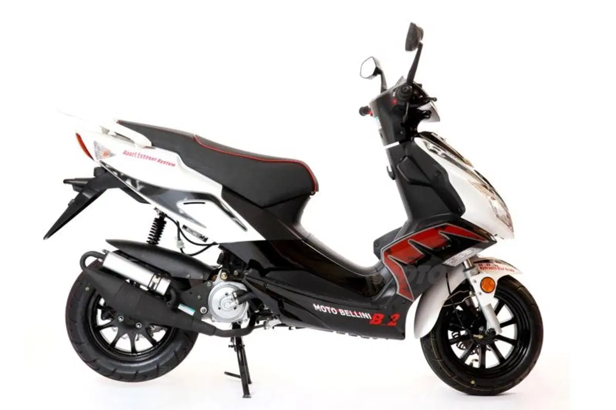 Moto Bellini presenta i suoi scooter di 50 cc a ruote basse (4)