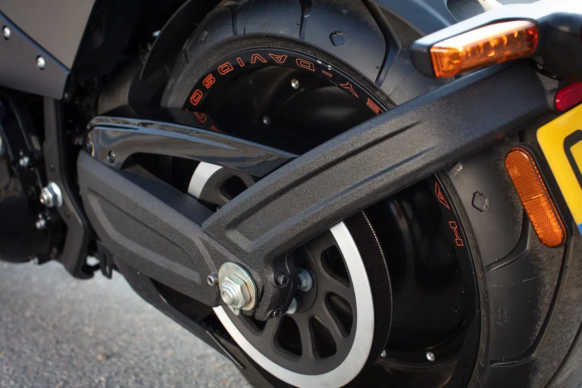 Harley-Davidson FXDR 114. La power cruiser di Milwaukee (4)