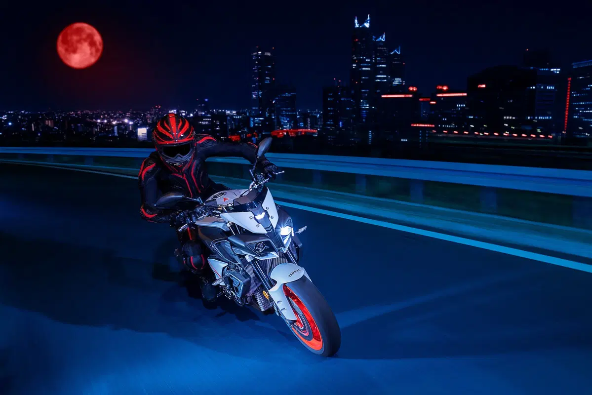 Yamaha MT-09, MT-07, MT-10, MT-125 2019: nuova colorazione Ice Fluo (2)
