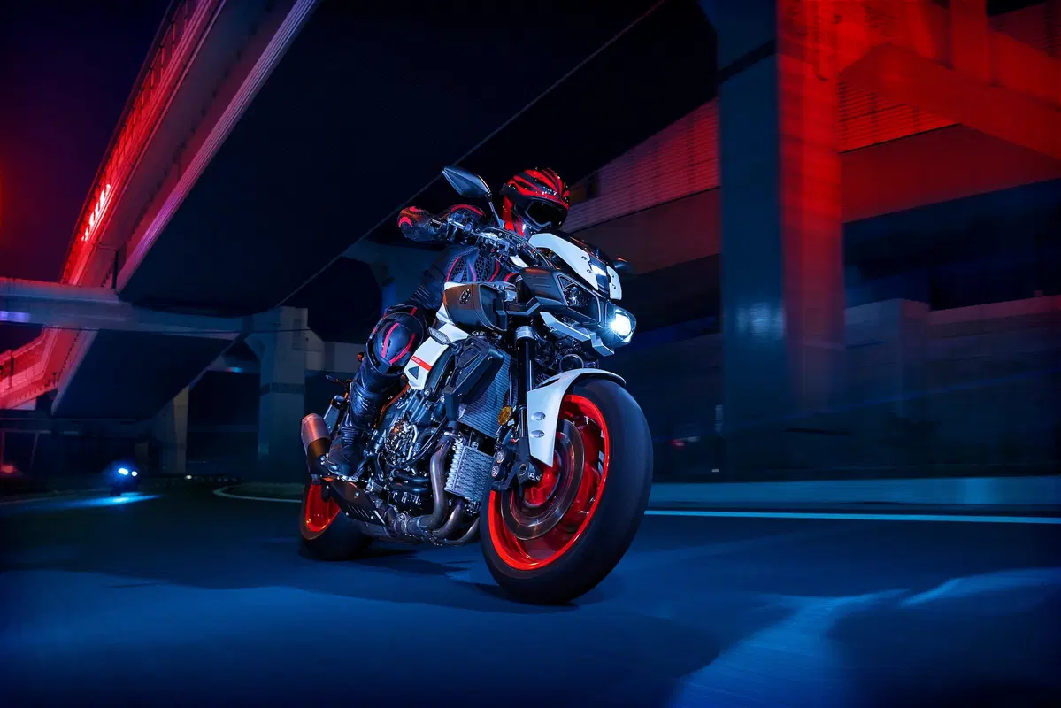 Yamaha MT-09, MT-07, MT-10, MT-125 2019: nuova colorazione Ice Fluo (3)