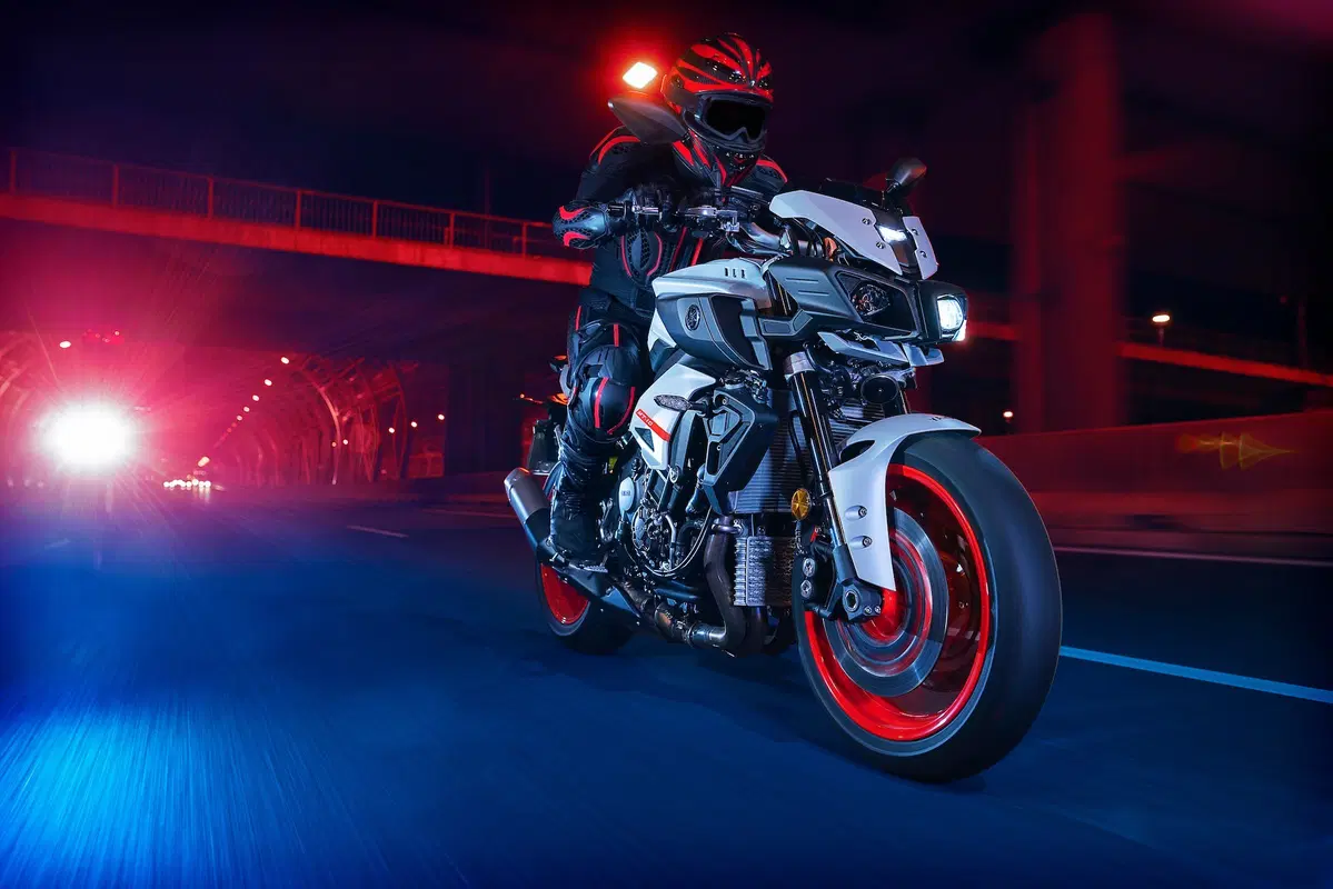 Yamaha MT-09, MT-07, MT-10, MT-125 2019: nuova colorazione Ice Fluo (8)