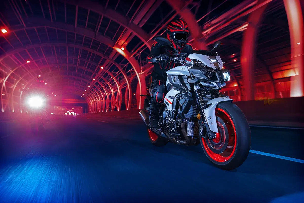 Yamaha MT-09, MT-07, MT-10, MT-125 2019: nuova colorazione Ice Fluo (14)