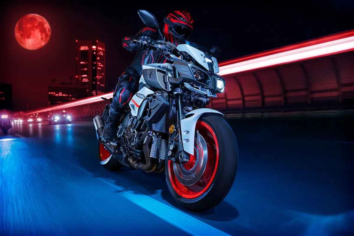 Yamaha MT-09, MT-07, MT-10, MT-125 2019: nuova colorazione Ice Fluo (10)