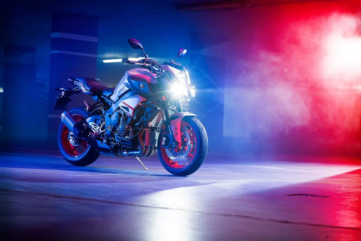 Yamaha MT-09, MT-07, MT-10, MT-125 2019: nuova colorazione Ice Fluo (9)