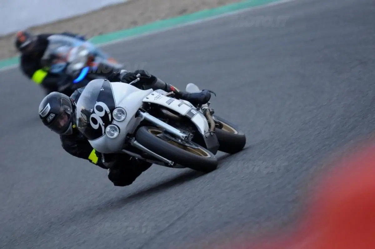 Moto Guzzi vince la 4 ore di Spa-Francorchamps (7)