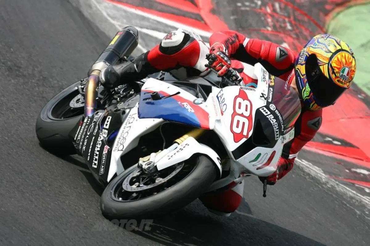 BMW S1000RR Superstock 