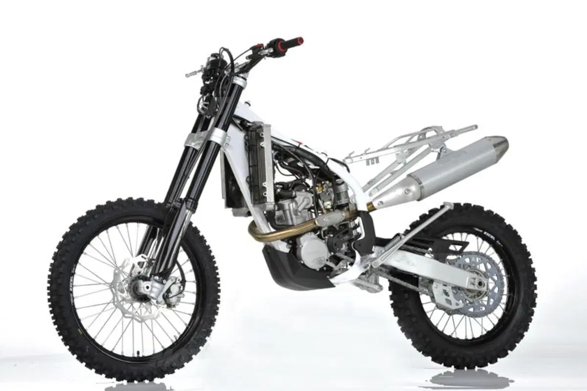 Le nuove Husqvarna TC 250, TE 250 e 310 2011 (4)