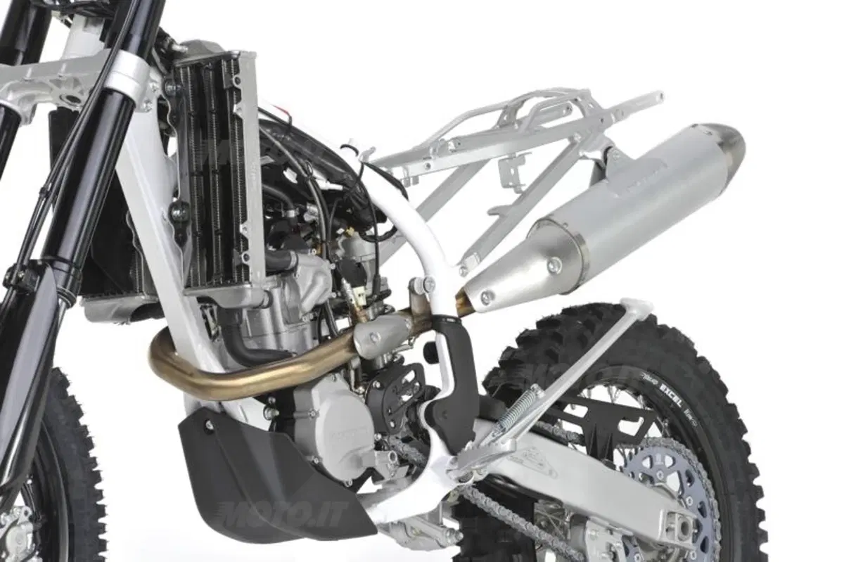 Le nuove Husqvarna TC 250, TE 250 e 310 2011 (5)