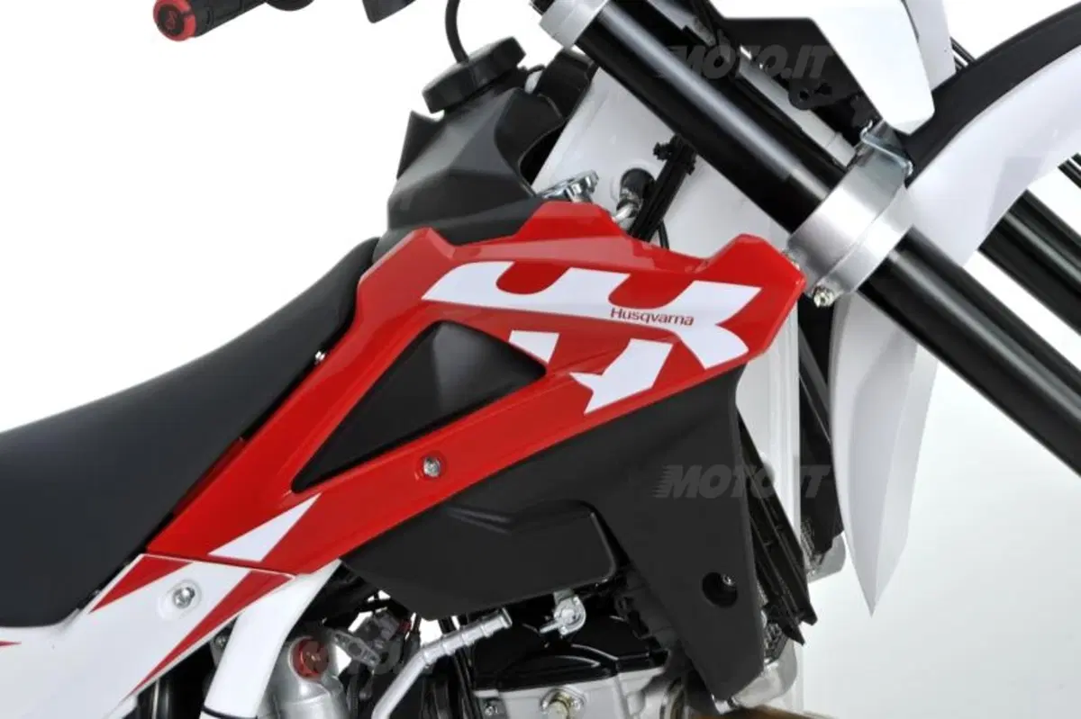 Le nuove Husqvarna TC 250, TE 250 e 310 2011 (24)
