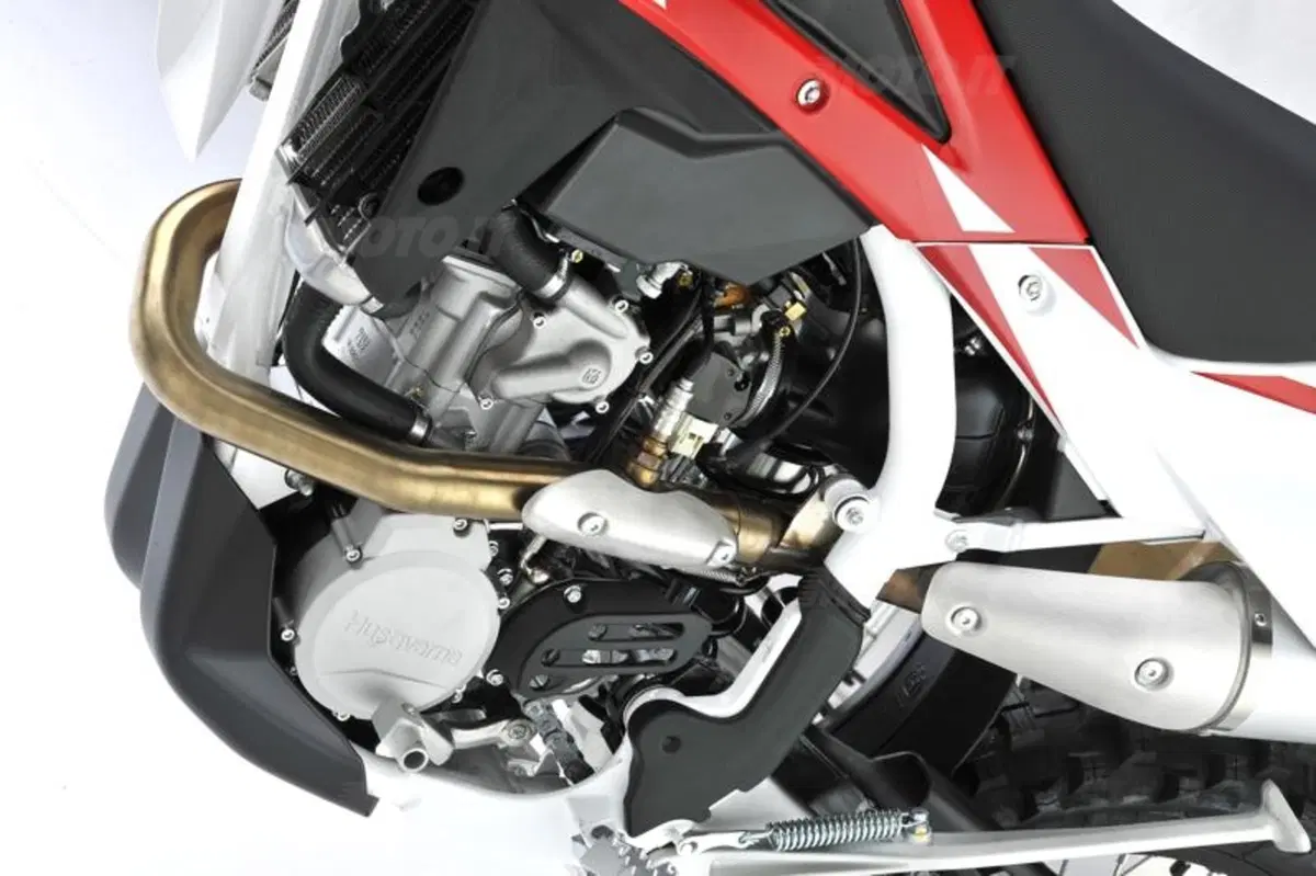Le nuove Husqvarna TC 250, TE 250 e 310 2011 (28)