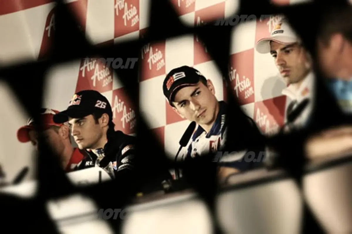 Gallery MotoGp, Silverstone inedita (11)