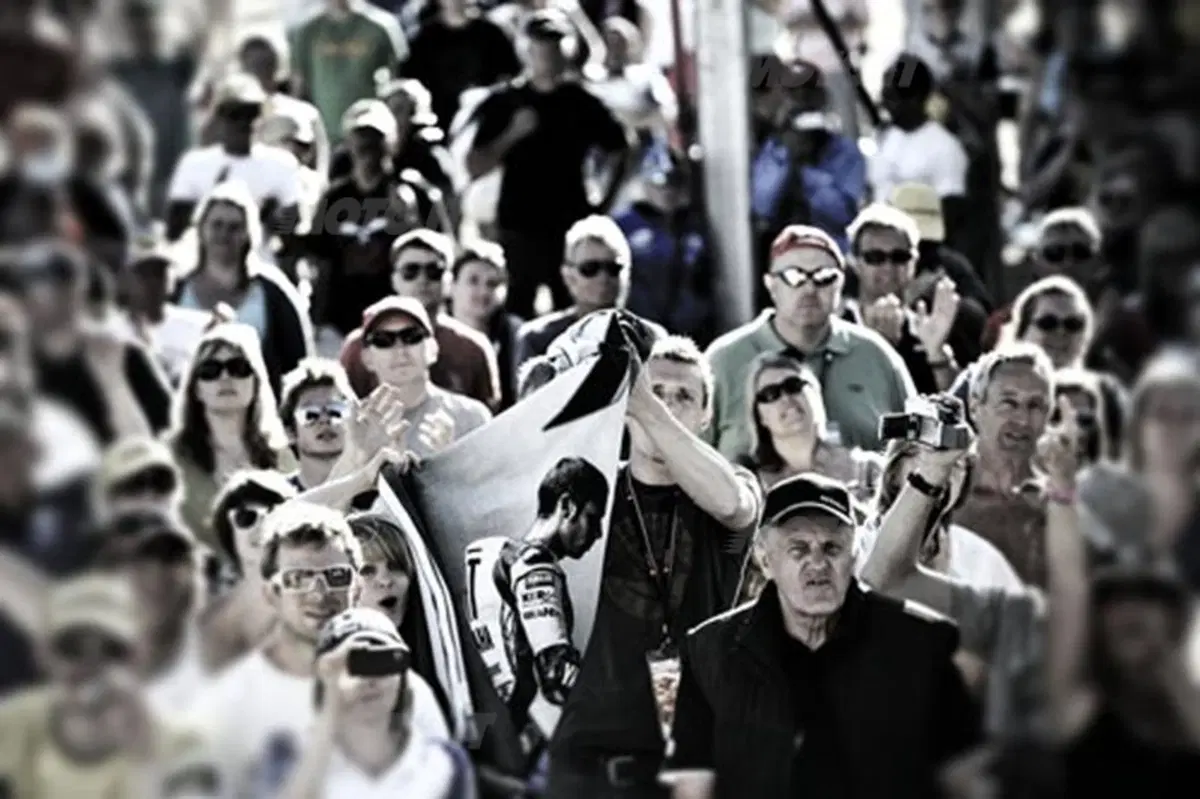 Gallery MotoGp, Silverstone inedita (13)