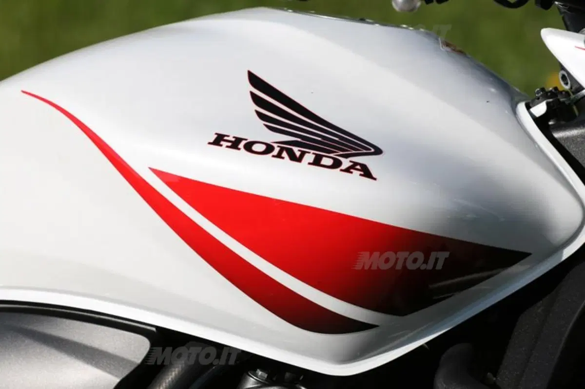 Honda Hornet 600  (22)