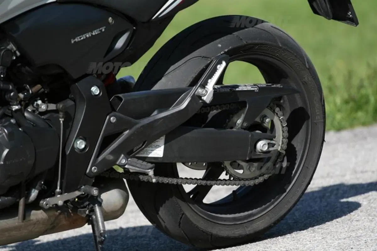 Honda Hornet 600  (24)