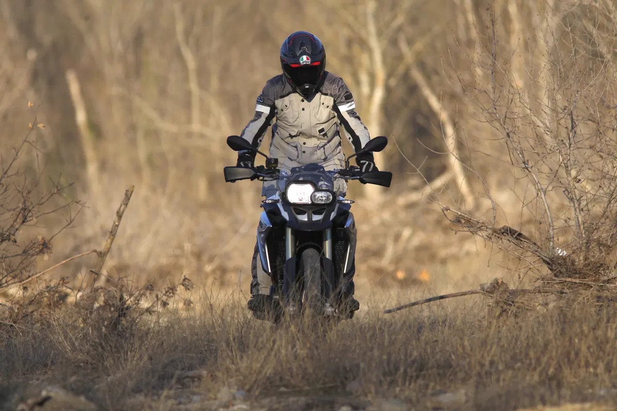 Honda Africa Twin CRF1000L vs BMW F800GS vs KTM 1190 ADV R (30)