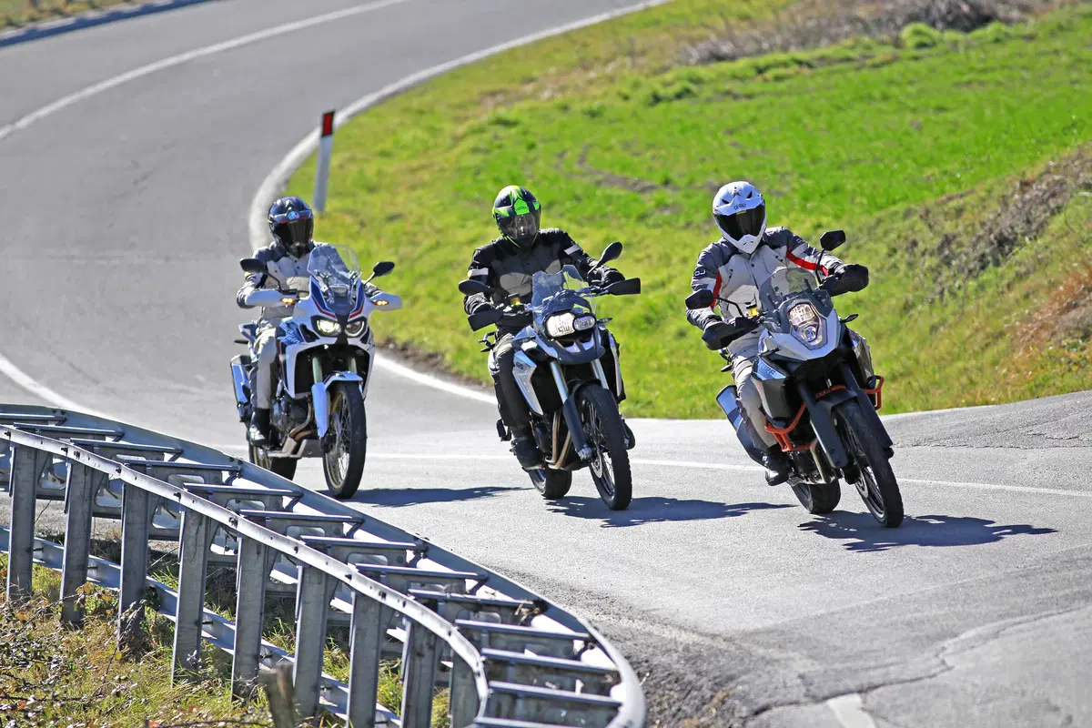 Honda Africa Twin CRF1000L vs BMW F800GS vs KTM 1190 ADV R (11)