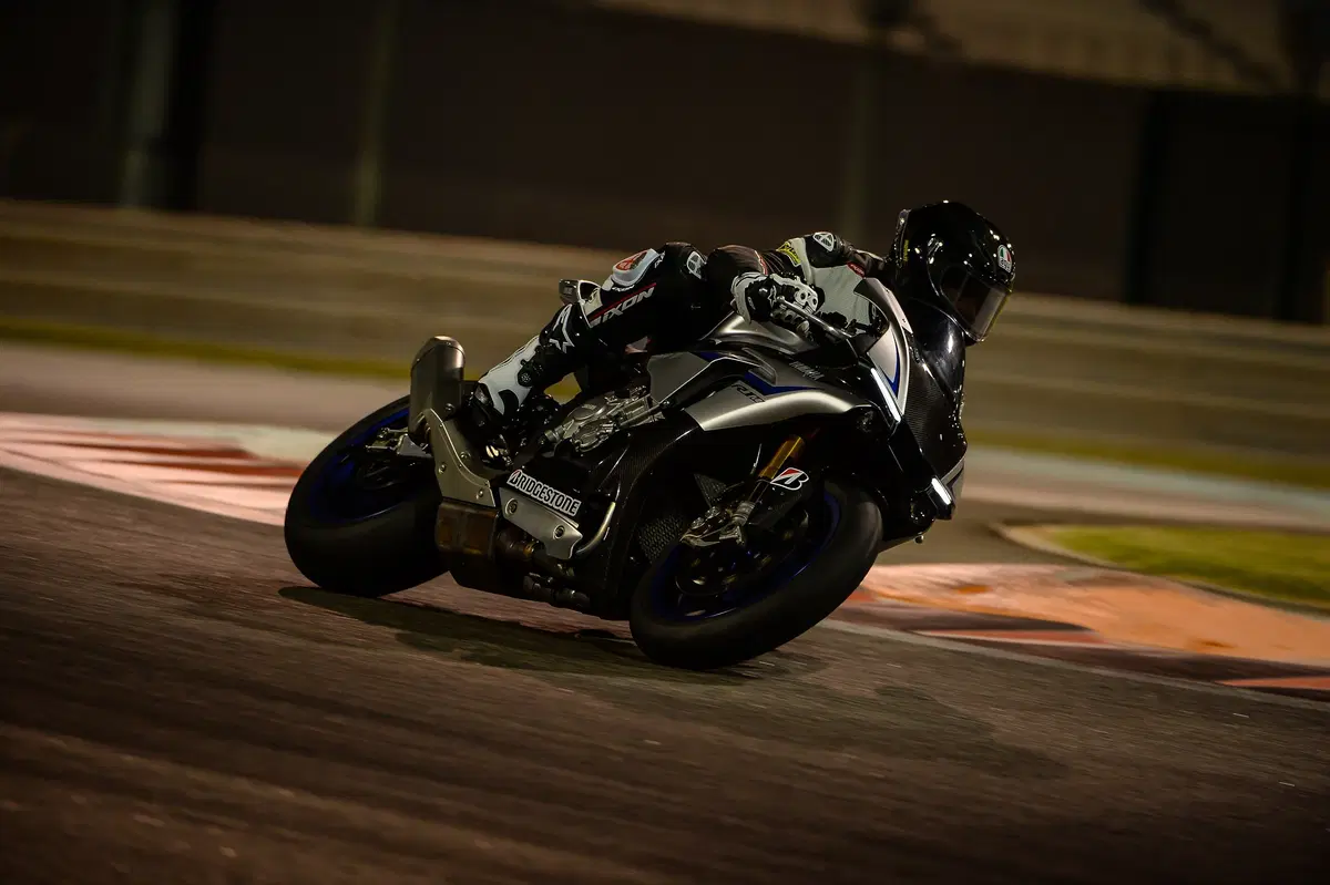 Bridgestone S21