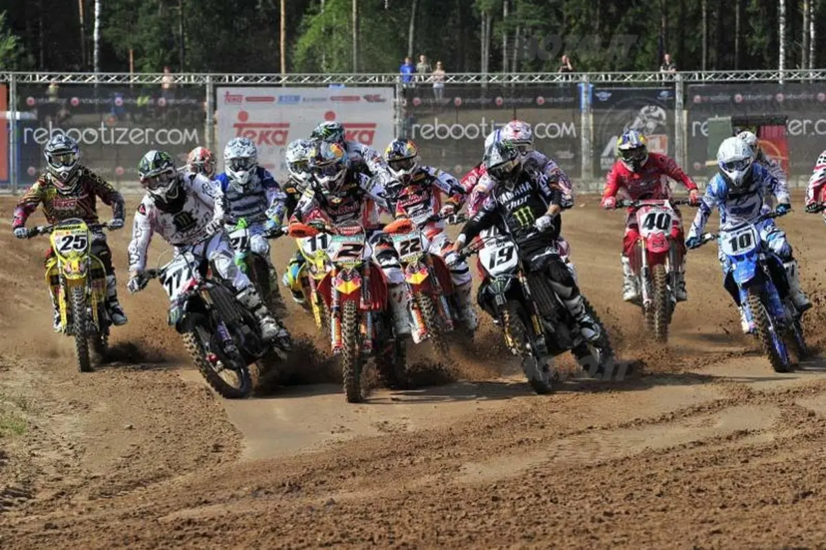 MX, Desalle e Roczen i più veloci nelle qualifiche in Lettonia (4)