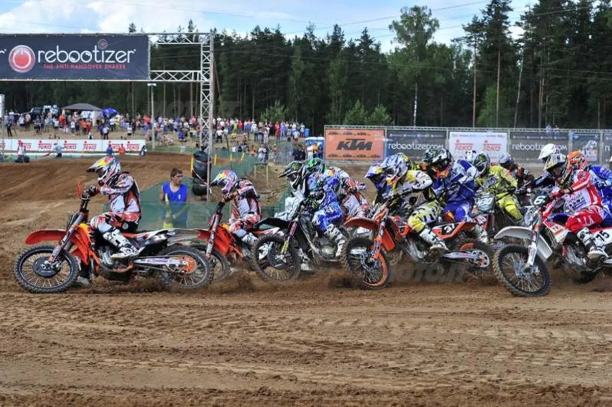 MX, Desalle e Roczen i più veloci nelle qualifiche in Lettonia (5)