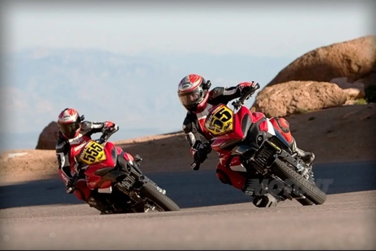 La Ducati Multistrada conquista la vetta della Pikes Peak